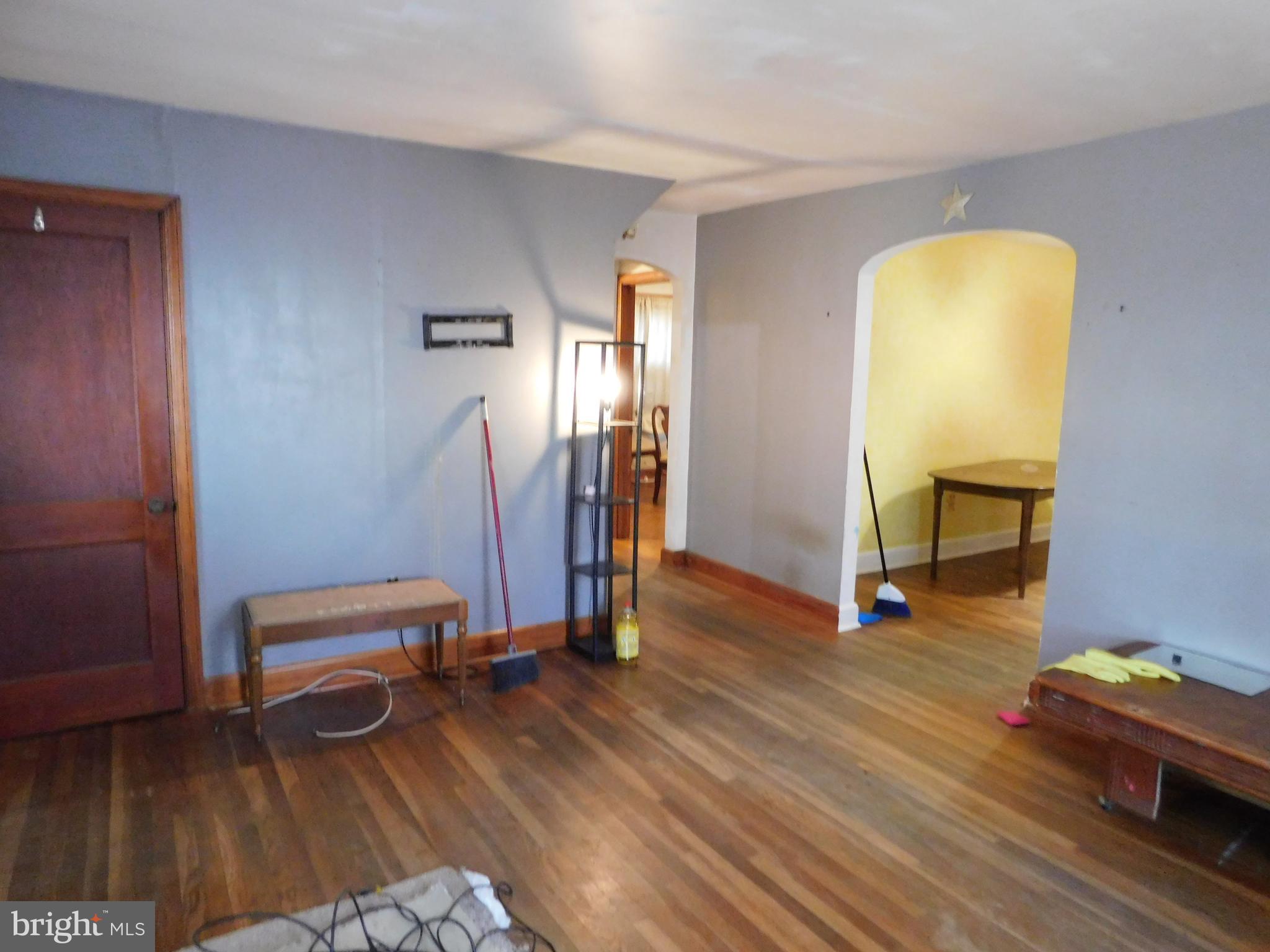 2373 Kenton Road Dover, DE 19904 - Photo 16 of 33 Living Room