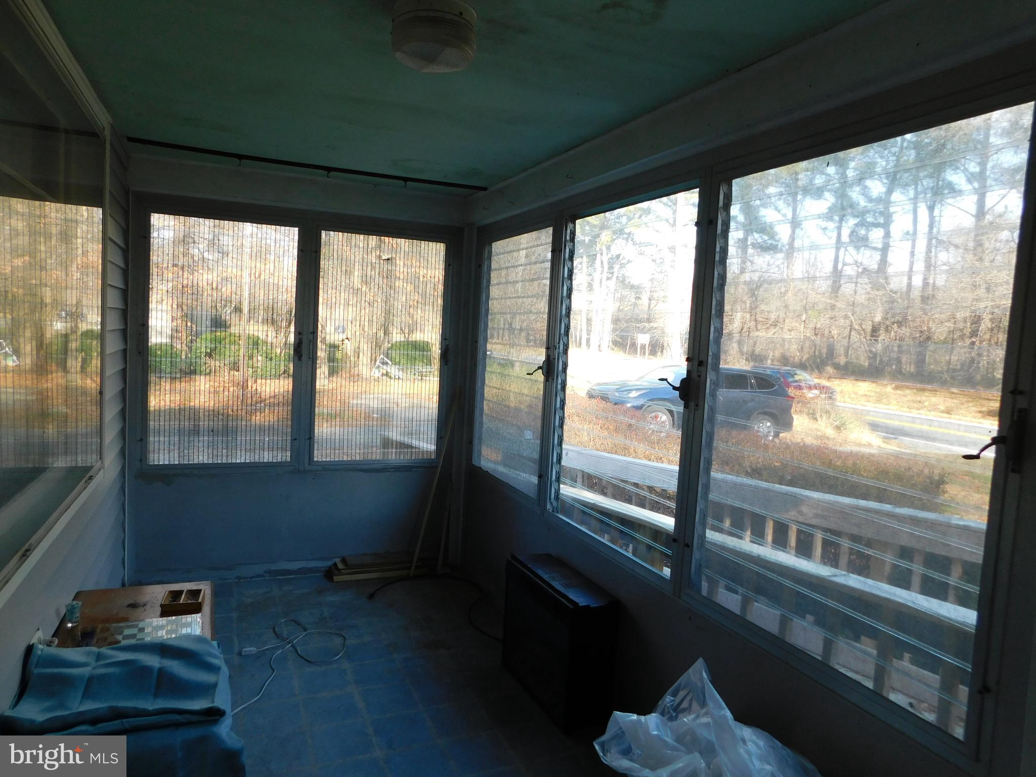 2373 Kenton Road Dover, DE 19904 - Photo 32 of 33 3 Season Porch