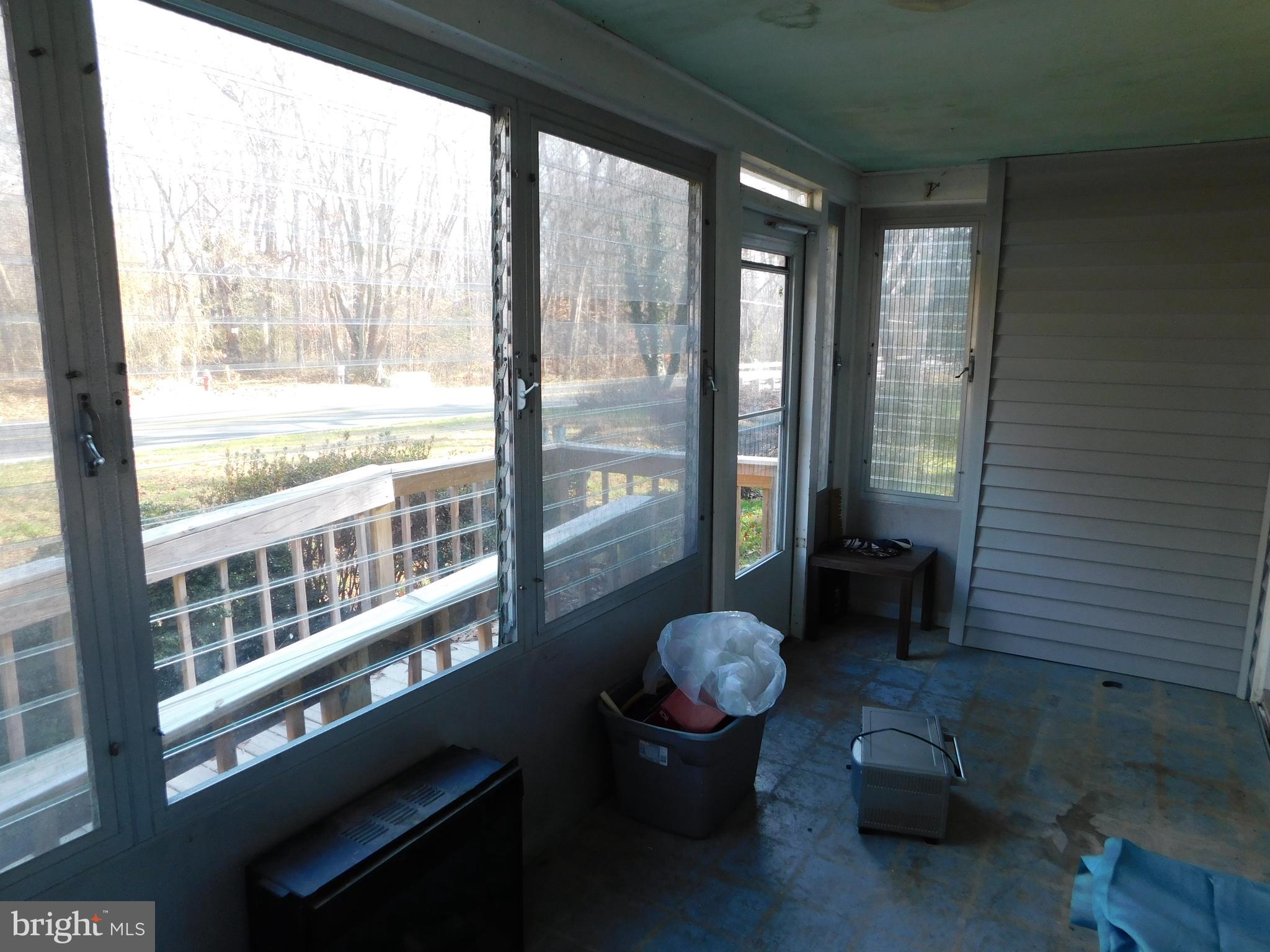 2373 Kenton Road Dover, DE 19904 - Photo 33 of 33 3 Season Porch