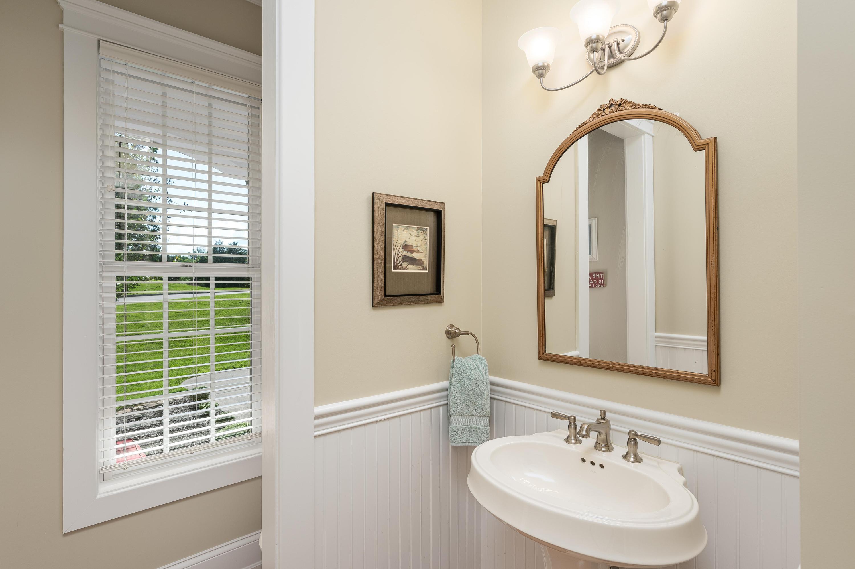 115 Shoreline Dr Spring Spring City, TN 37381 - Photo 21 of 73 2024_05_May_115_Shoreline_Dr_0031