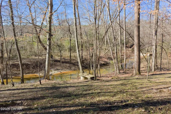 a view of a entrance door of the house