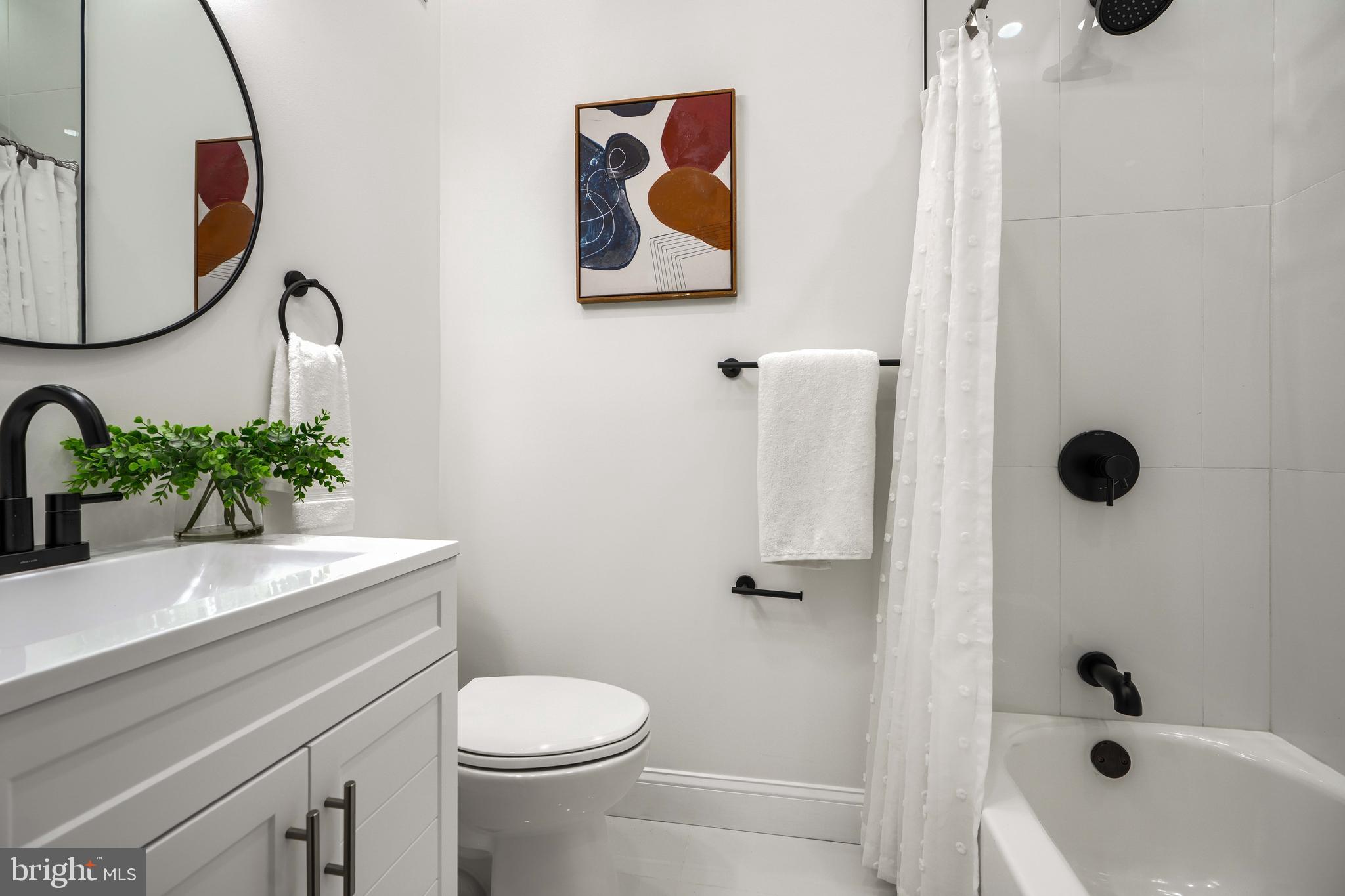 2923 Keswick Road Baltimore, MD 21211 - Photo 22 of 38 Upstairs Bathroom