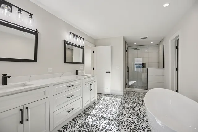 $1,629,900 | 1326 North Race Avenue, Arlington Heights, IL 60004