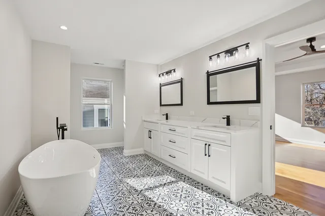 $1,629,900 | 1326 North Race Avenue, Arlington Heights, IL 60004