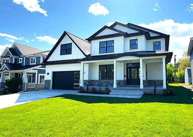 $1,629,900 | 1326 North Race Avenue, Arlington Heights, IL 60004