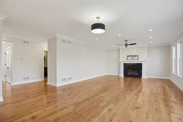 $1,629,900 | 1326 North Race Avenue, Arlington Heights, IL 60004