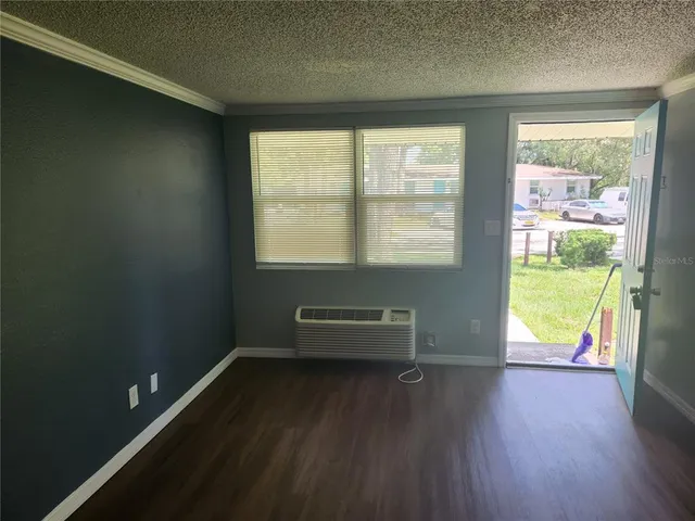 $1,095 | 5901 Bryce Lane, Unit 5914, Tampa, FL 33615