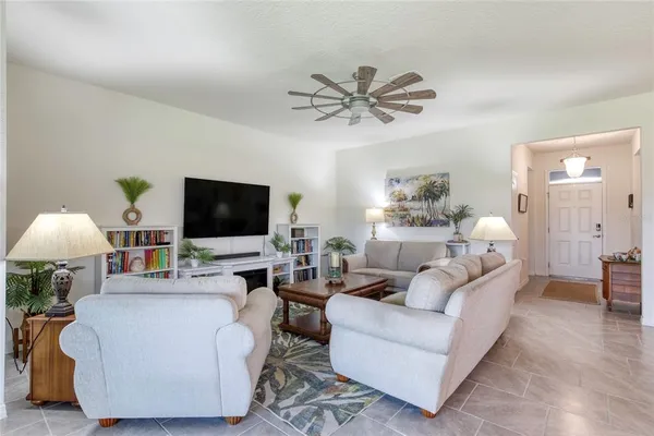 $359,000 | 6 Fox Lair Court, Ormond Beach, FL 32174