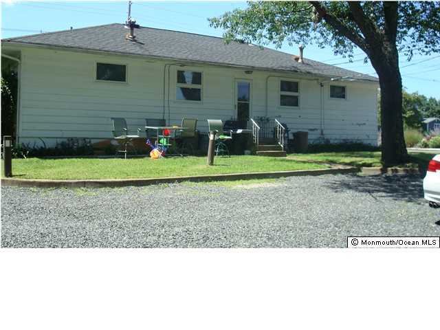 3721 River Road, Unit AD Point Pleasant, NJ 08742 - Photo 3 of 10 a house view with a backyard space