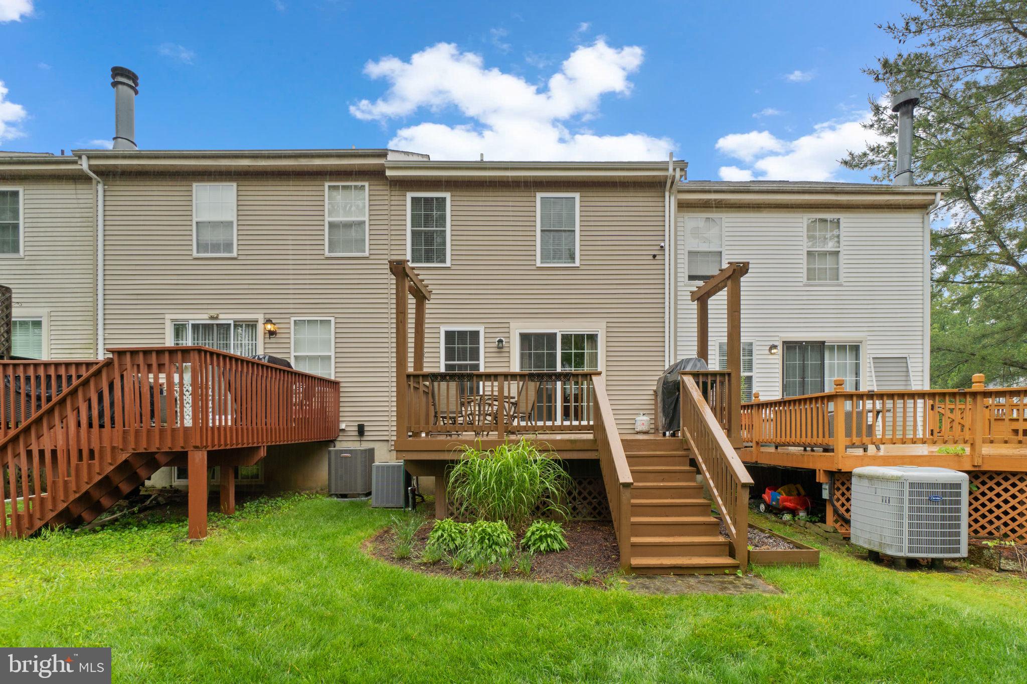 10939 Baskerville Road Reisterstown, MD 21136 - Photo 28 of 29 Rear Deck