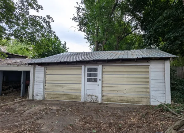 $279,000 | 1420 Buffalo Avenue Northeast, Grand Rapids, MI 49505