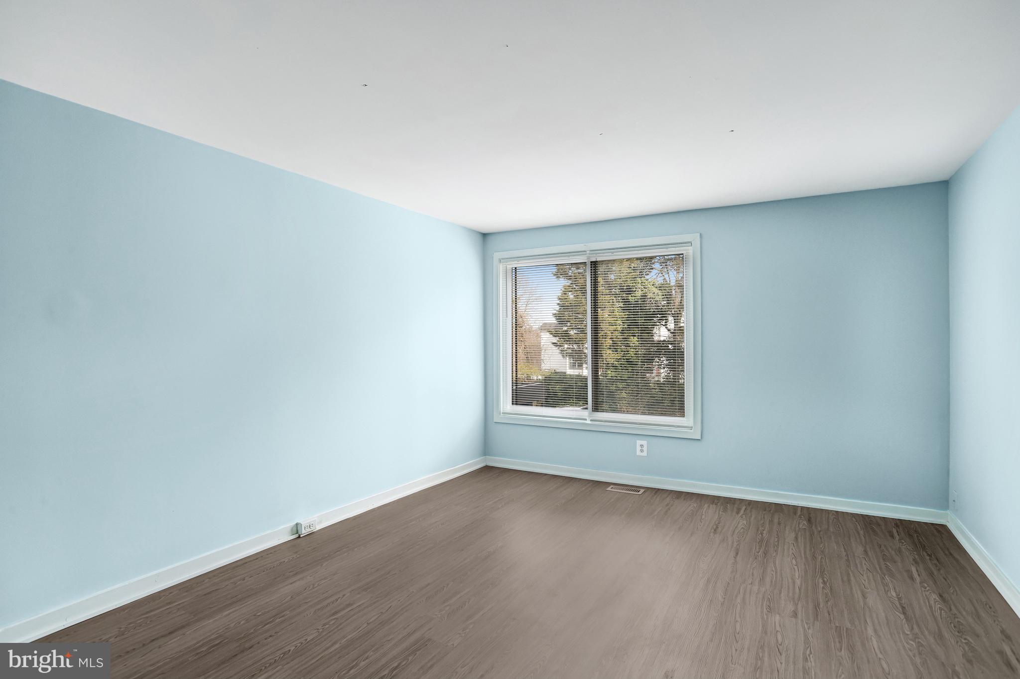 9410 Walburg Way Gaithersburg, MD 20886 - Photo 12 of 28