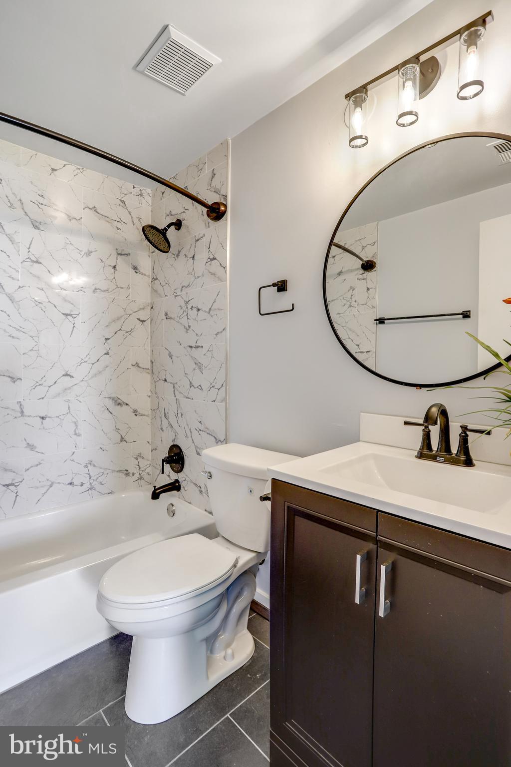 9410 Walburg Way Gaithersburg, MD 20886 - Photo 15 of 28