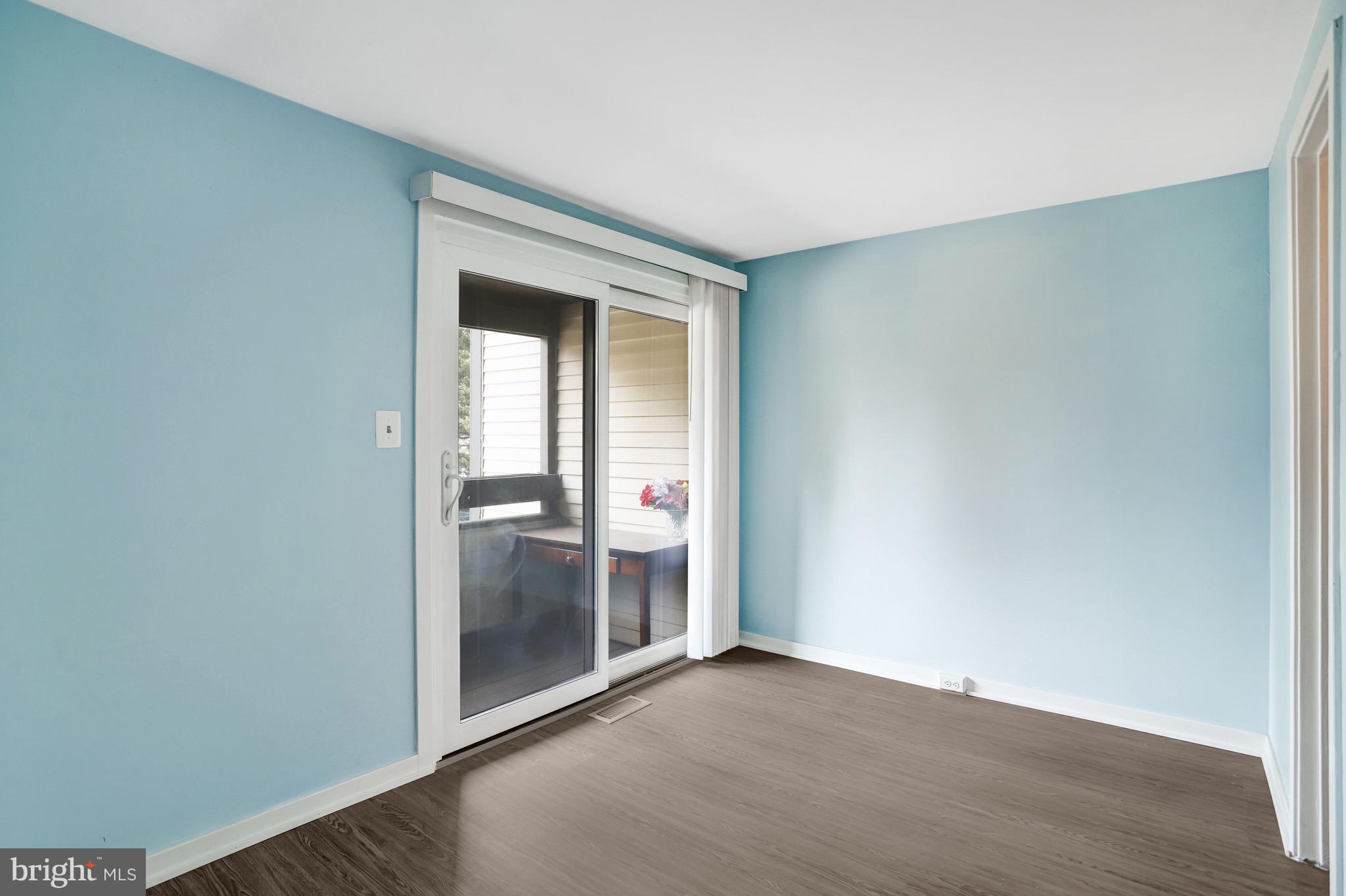 9410 Walburg Way Gaithersburg, MD 20886 - Photo 17 of 28