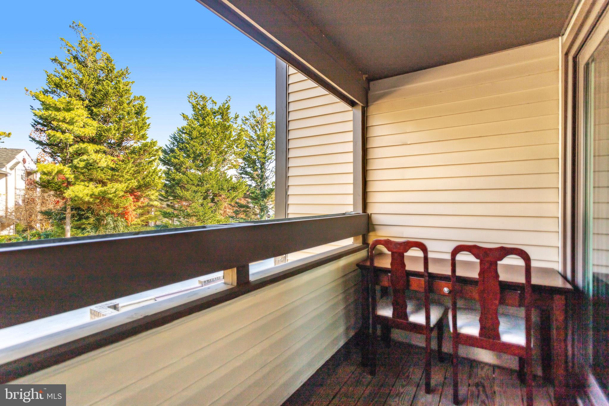 9410 Walburg Way Gaithersburg, MD 20886 - Photo 18 of 28