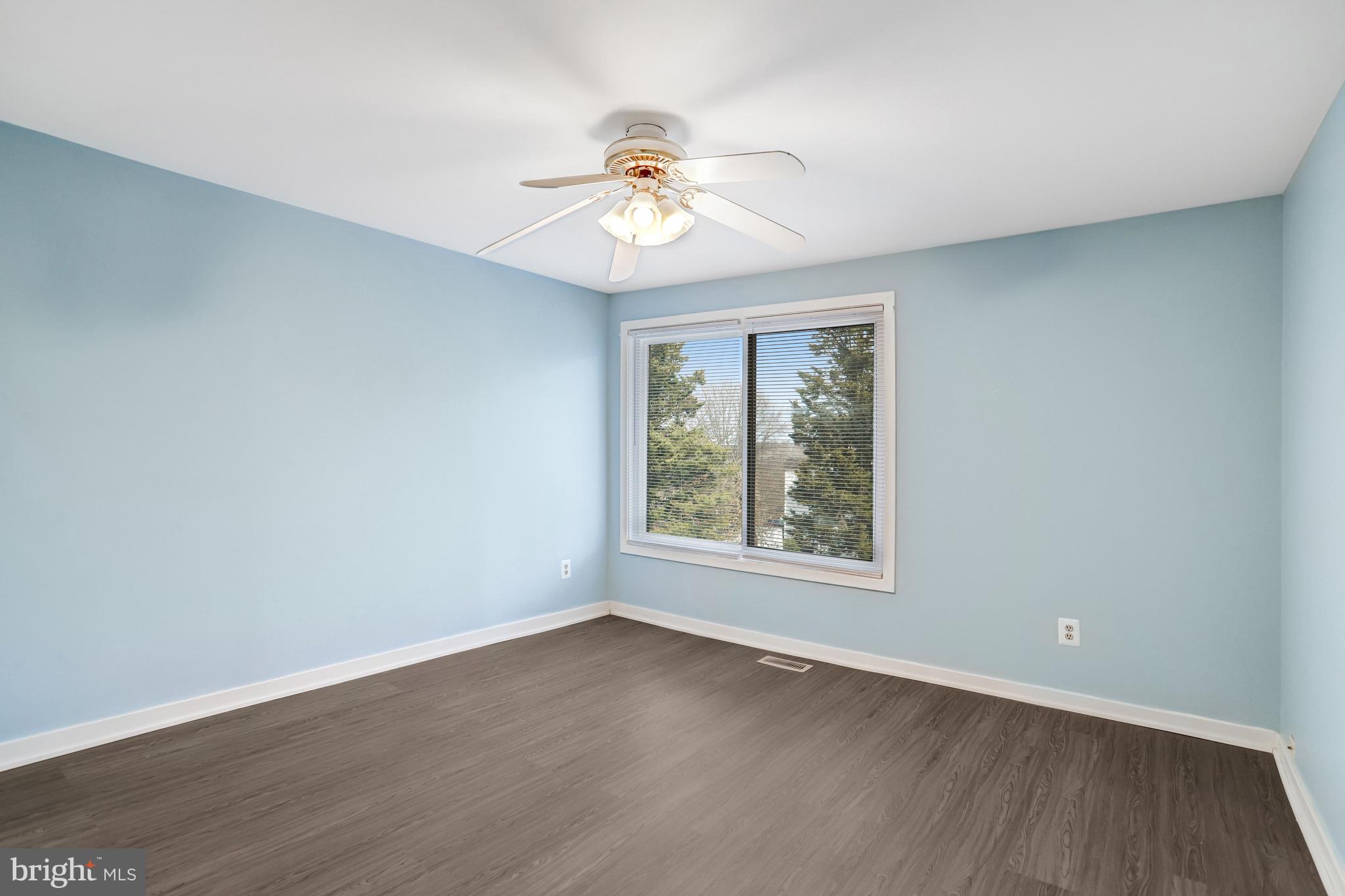 9410 Walburg Way Gaithersburg, MD 20886 - Photo 20 of 28