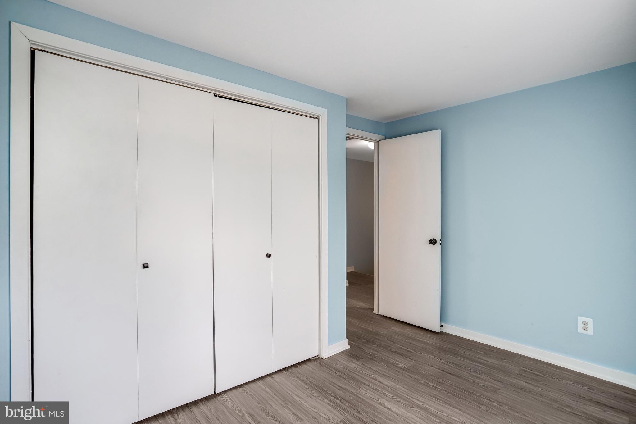 9410 Walburg Way Gaithersburg, MD 20886 - Photo 23 of 28