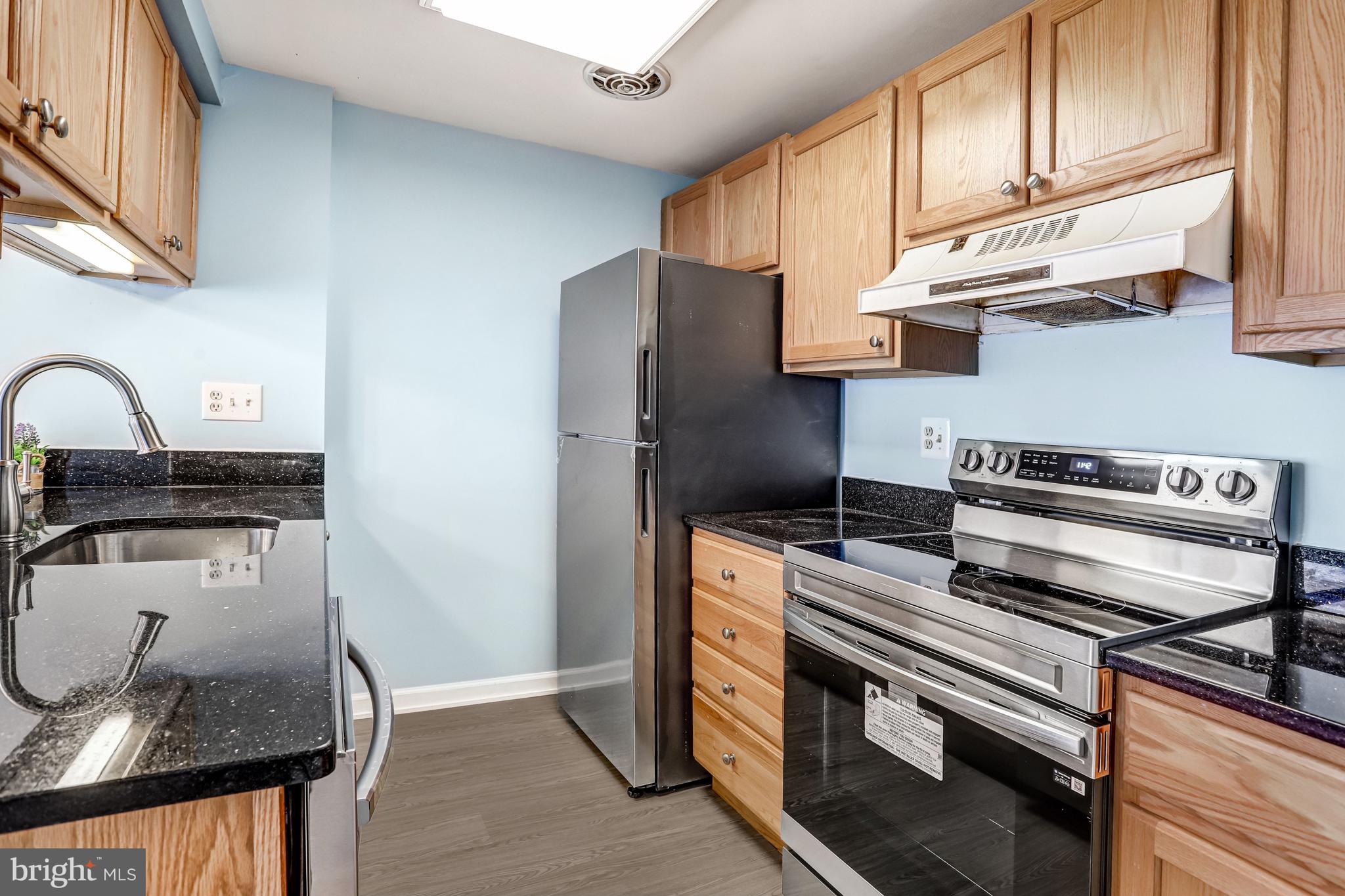 9410 Walburg Way Gaithersburg, MD 20886 - Photo 10 of 28