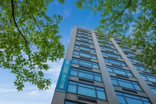 $1,461 | 201 Yesler Way, Seattle, WA 98104