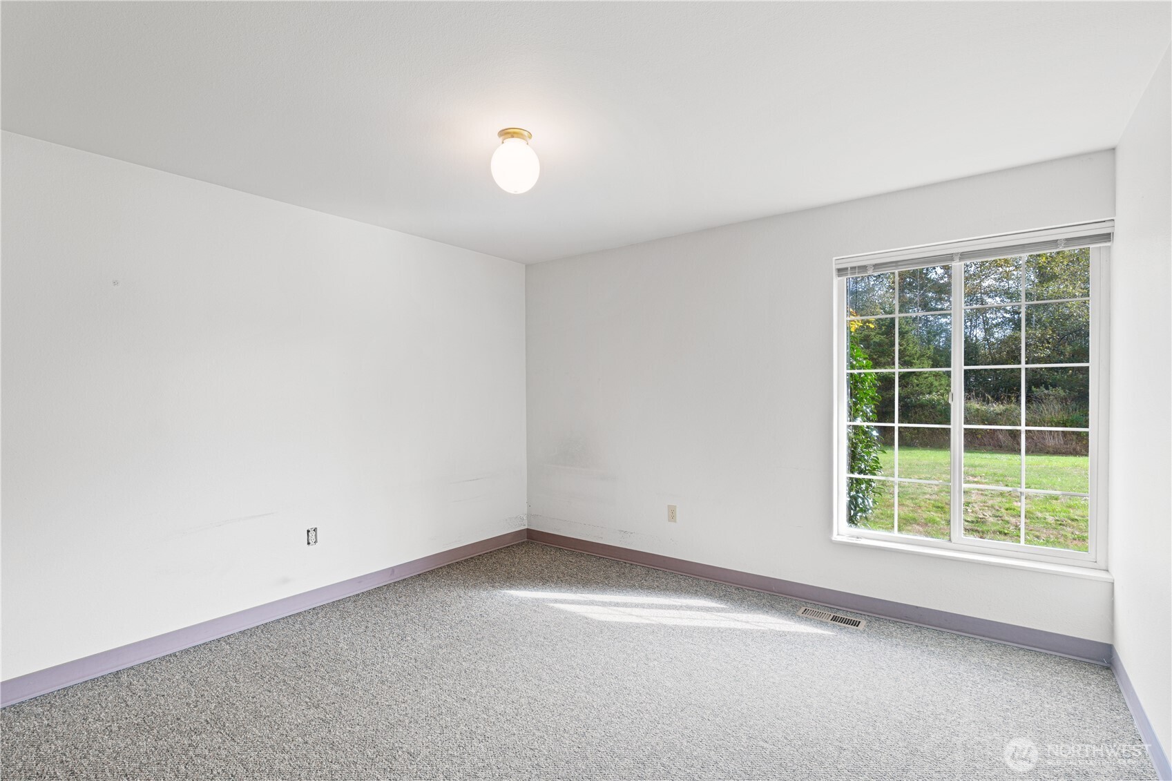 858 East Smith Road Bellingham, WA 98226 - Photo 31 of 40 Gallery Image 31