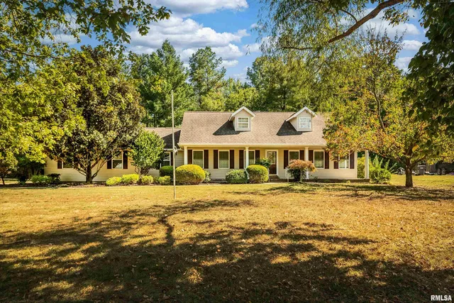 $430,000 | 403 Arbor Drive, Carterville, IL 62918