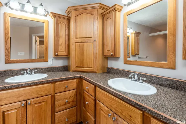 $430,000 | 403 Arbor Drive, Carterville, IL 62918