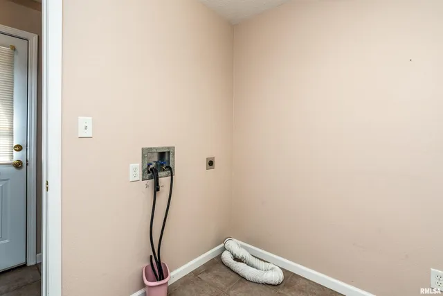 $430,000 | 403 Arbor Drive, Carterville, IL 62918