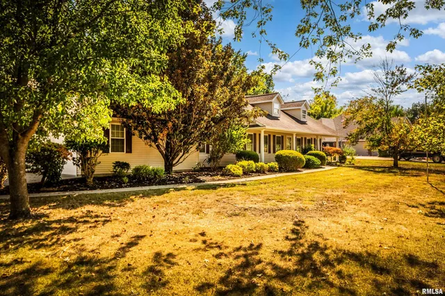 $430,000 | 403 Arbor Drive, Carterville, IL 62918