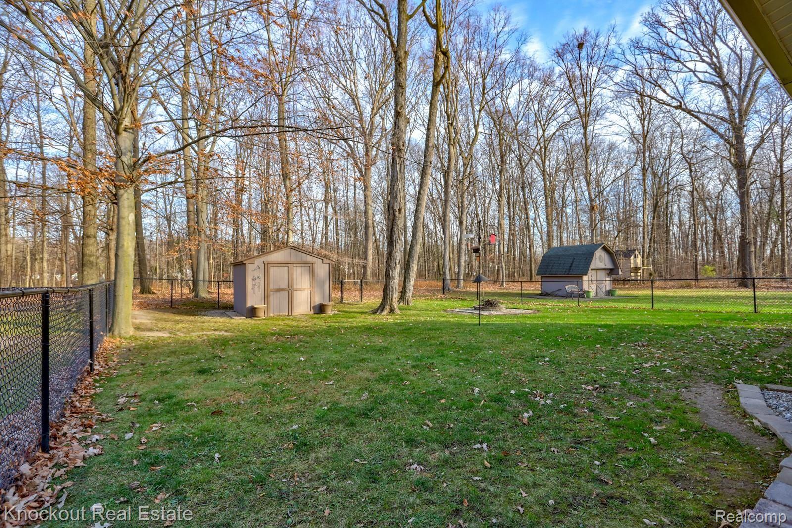 1165 Ransom Drive Flint, MI 48507 - Photo 30 of 40 1165 Ransom Dr Flint-32.jpg