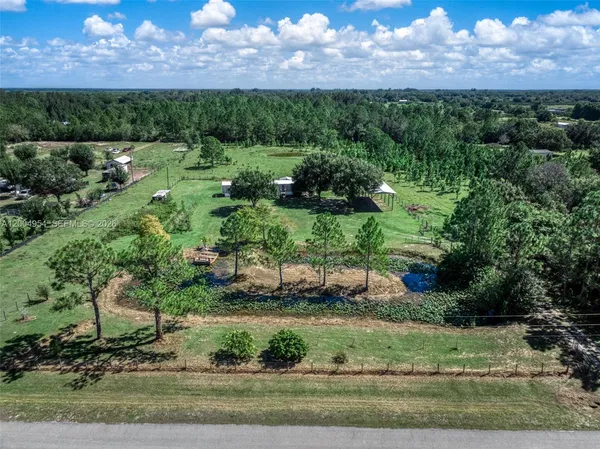 $240,000 | 2316 Gem Stone Avenue, Lorida, FL 33857