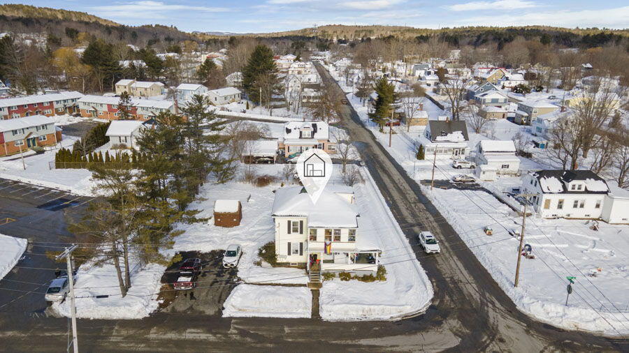 89 Rideout Avenue Lewiston, ME 04240 - Photo 4 of 19 15-web-or-mls-DJI_0096