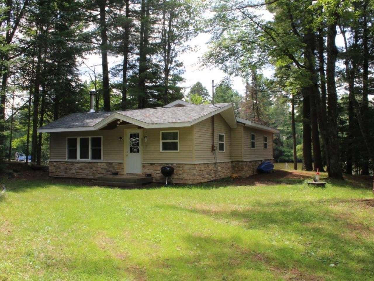 5053 Illinois Road Eagle River, WI 54521 - Photo 30 of 39 Gallery Image 30