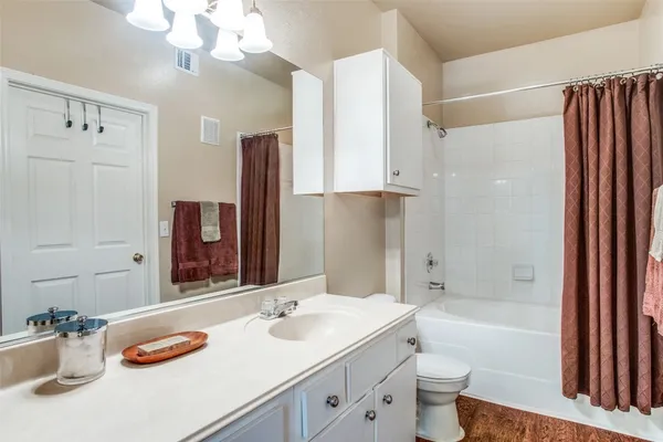 $1,223 | 10221 Centrepark Drive, Unit A532, Houston, TX 77043