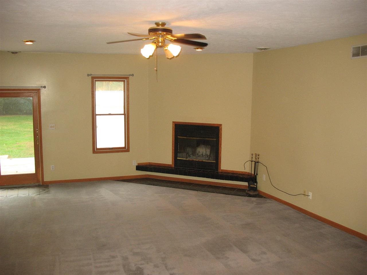 10512 Edison Road Osceola, IN 46561 - Photo 7 of 16 Gallery Image 7