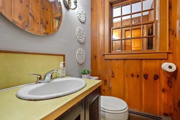 $899,900 | 15 Cedarcrest Lane, Haverhill, MA 01835