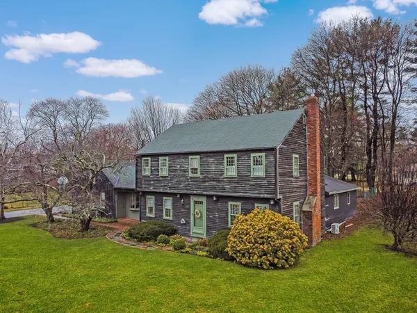 $899,900 | 15 Cedarcrest Lane, Haverhill, MA 01835