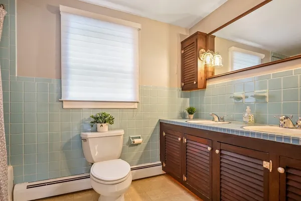 $899,900 | 15 Cedarcrest Lane, Haverhill, MA 01835