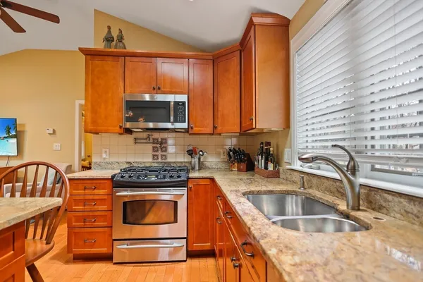 $899,900 | 15 Cedarcrest Lane, Haverhill, MA 01835