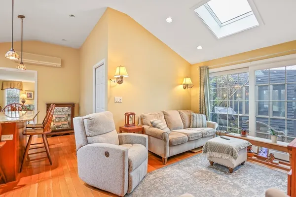 $899,900 | 15 Cedarcrest Lane, Haverhill, MA 01835