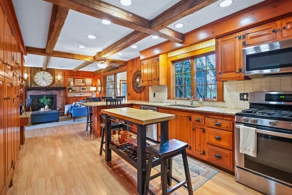 $899,900 | 15 Cedarcrest Lane, Haverhill, MA 01835