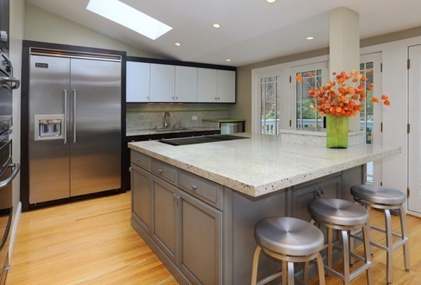 515 Dudley Road Newton, MA 02459 - Photo 2 of 11