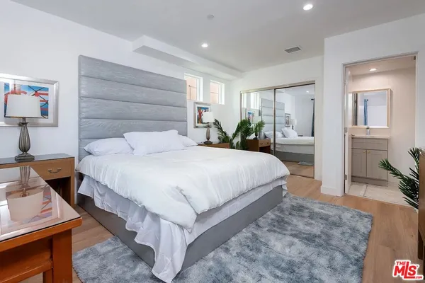 $2,999,999 | 1153 South Ardmore Avenue, Los Angeles, CA 90006