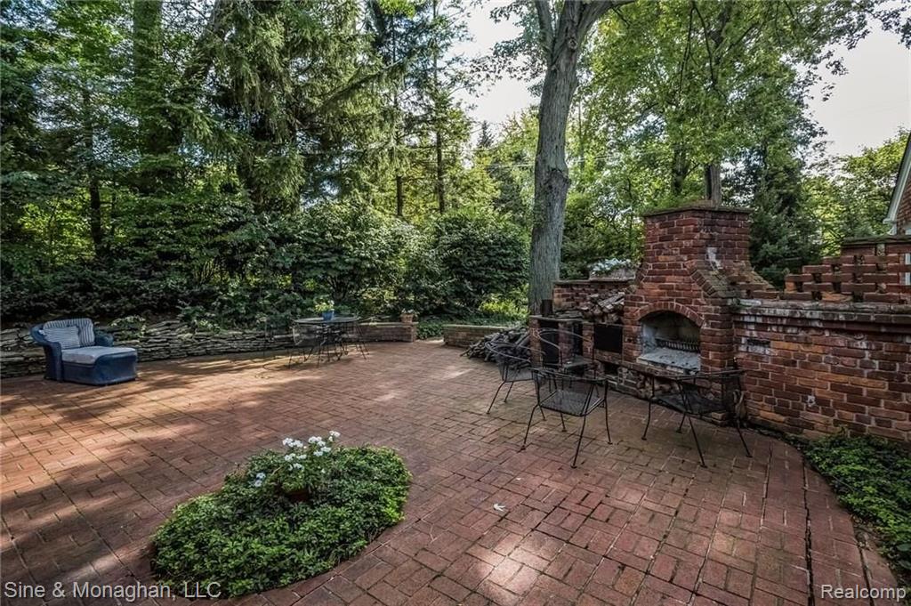 157 Kenwood Road Grosse Pointe Farms, MI 48236 - Photo 64 of 84
