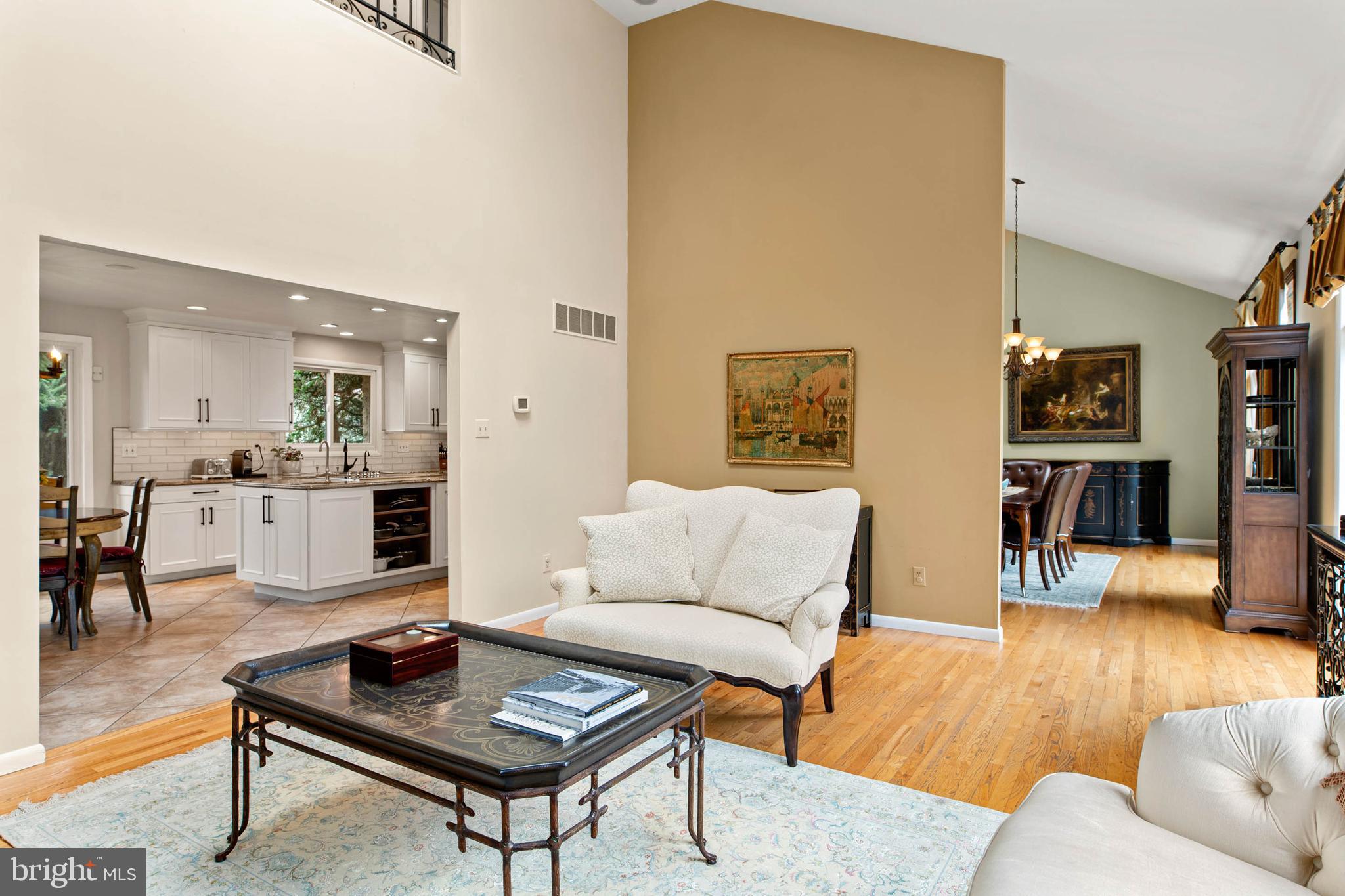 780 Panorama Road Villanova, PA 19085 - Photo 7 of 41 Living Room