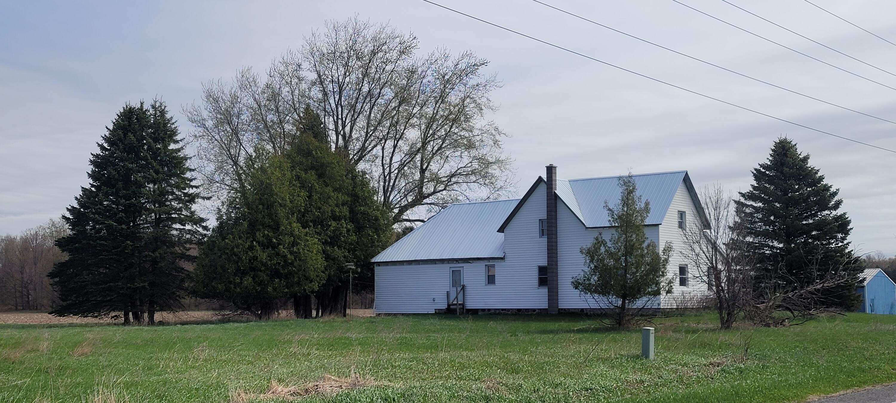 5248 West Shelby Road Shelby, MI 49455 - Photo 3 of 30 20250429_111923