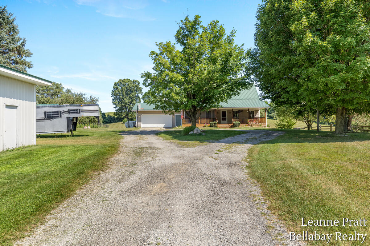 875 East Sager Road Hastings, MI 49058 - Photo 3 of 37 875-E-Sager_005
