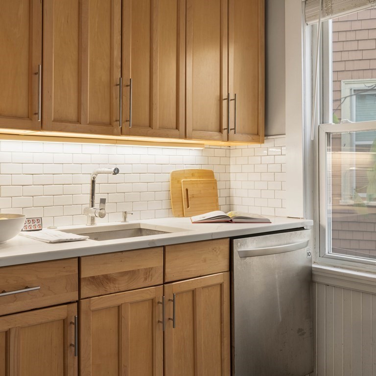 83 Glen Road, Unit 1 Boston, MA 02130 - Photo 11 of 31 Gallery Image 11