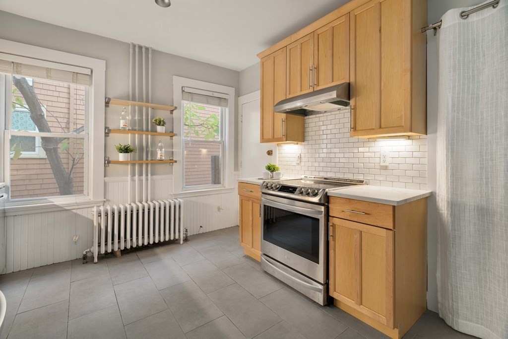 83 Glen Road, Unit 1 Boston, MA 02130 - Photo 9 of 31 Gallery Image 9