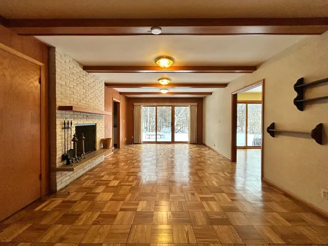 $750,000 | 1100 West Duchess Court, Bayside, WI 53217