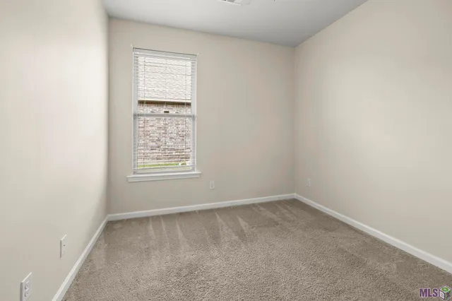 $240,000 | 8886 Cherry Laurel Avenue, Zachary, LA 70791